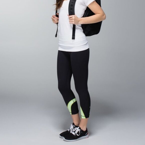Lululemon Run: Inspire Crop II Black & Green - Picture 2 of 16